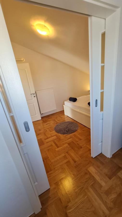 Apartmani Dami Novalja Εξωτερικό φωτογραφία