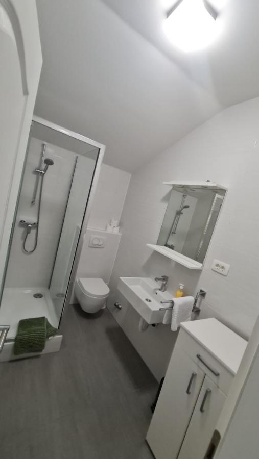 Apartmani Dami Novalja Εξωτερικό φωτογραφία